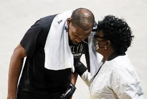 哈哈！杜兰特：我曾想放弃篮球 教练和我妈说不打球就去学芭蕾